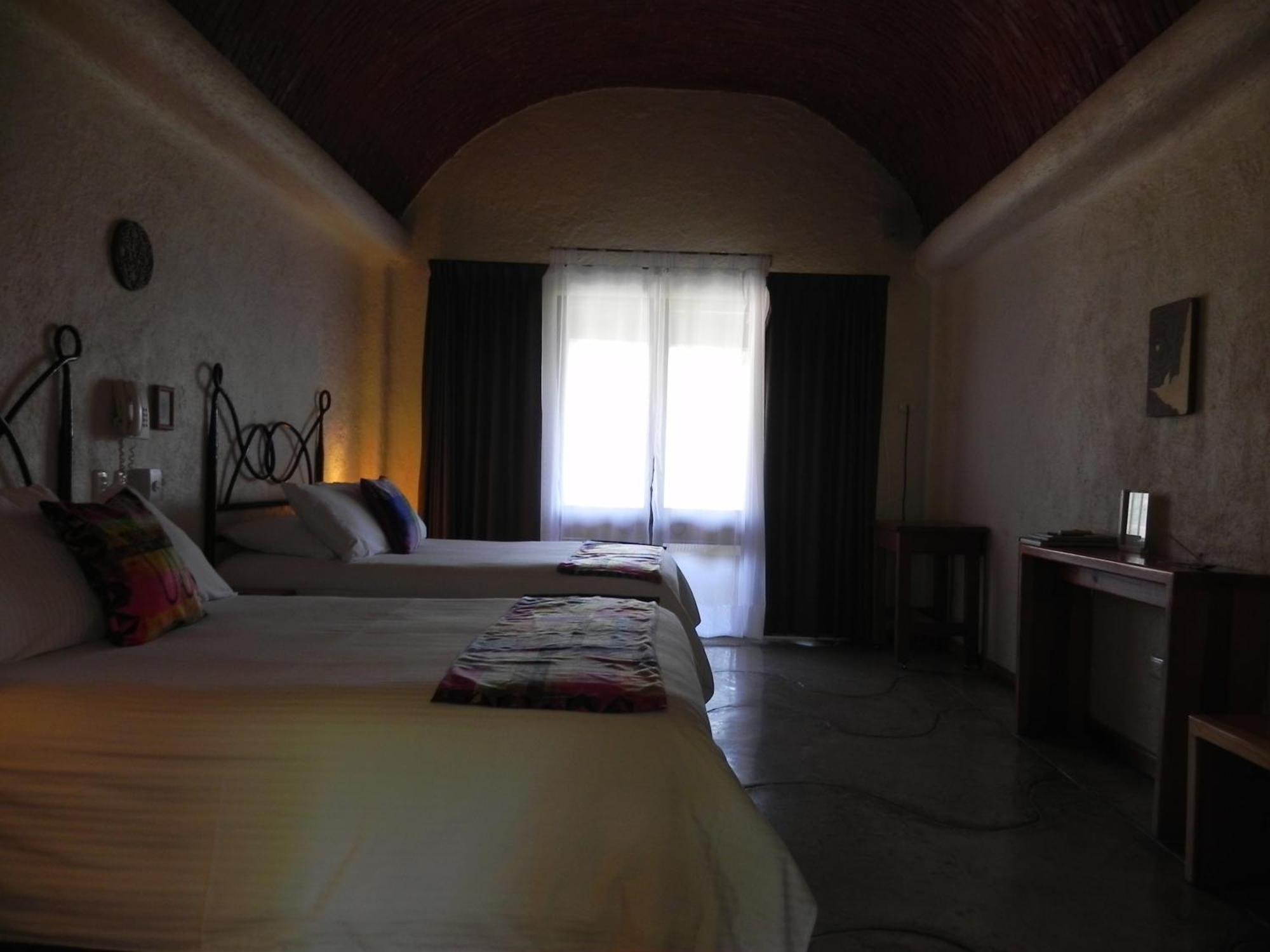 Hostal De La Luz - Spa Holistic Resort Tepoztlan Ruang foto